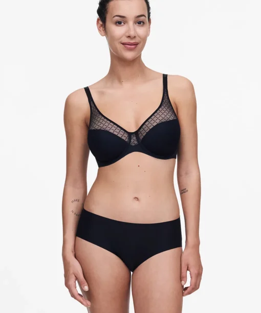 Chantelle Bh'er<011 BLACK - Norah Chic Covering Molded Bra