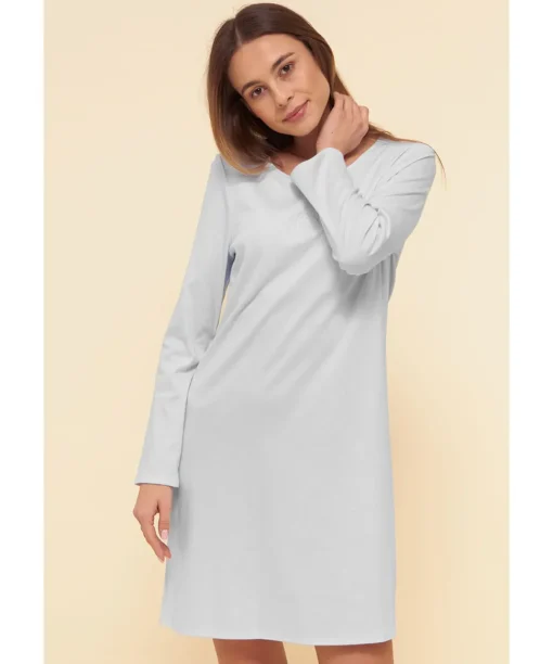 Louis Feraud Natkjoler/ Underkjoler/ Chemiser<10026 BLEU - High Class Nightdress