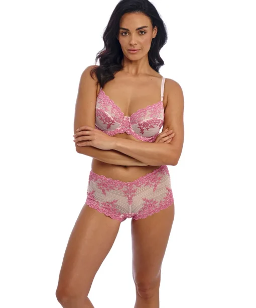 Wacoal Trusser<951 CRYSTAL ROSE/NIGHT - Embrace Lace Short