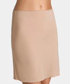Triumph Underkjoler/ Negligé|Natkjoler/ Underkjoler/ Chemiser<6106 SMOOTH SKIN - Body Make-up Skirt