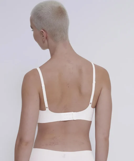 Sloggi Undertøj<00GZ SILK WHITE - Zero Feel 2.0 Ultra Bra